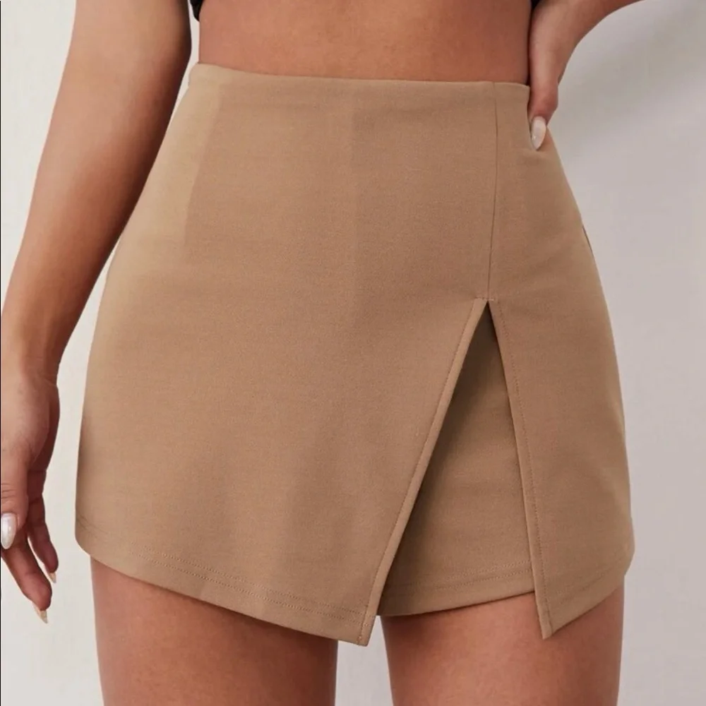 Split front skort - Picture 1 of 4